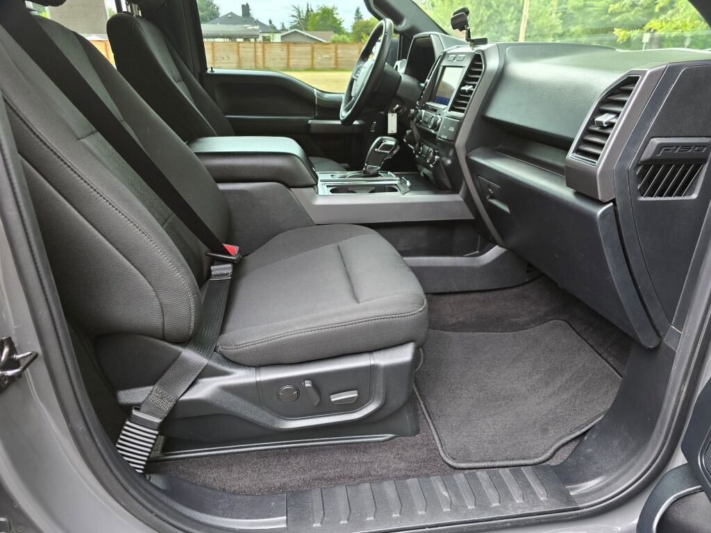 Used 2020 Ford F150 XLT w/ Equipment Group 302A Luxury image 15