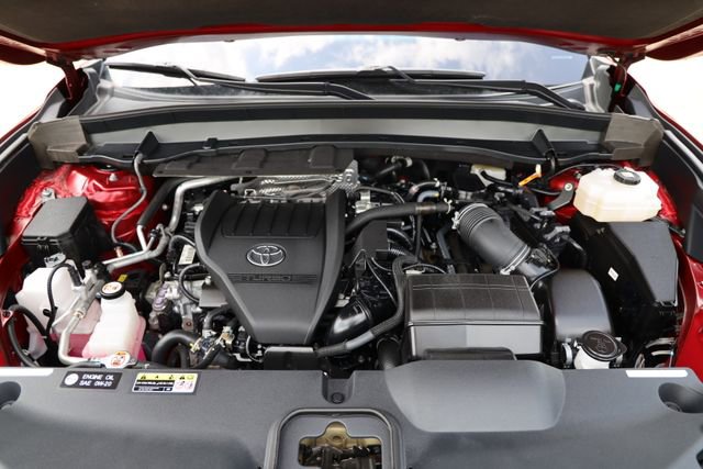 Certified 2024 Toyota Grand Highlander AWD Hybrid image 32