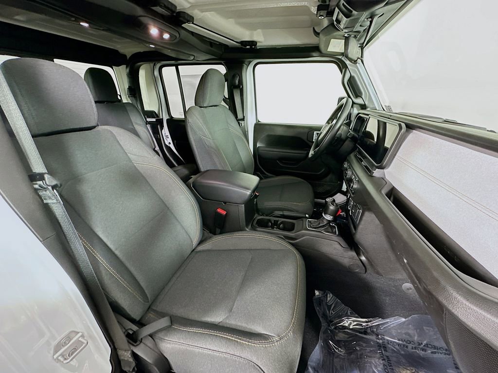 Certified 2024 Jeep Gladiator Sport image 37