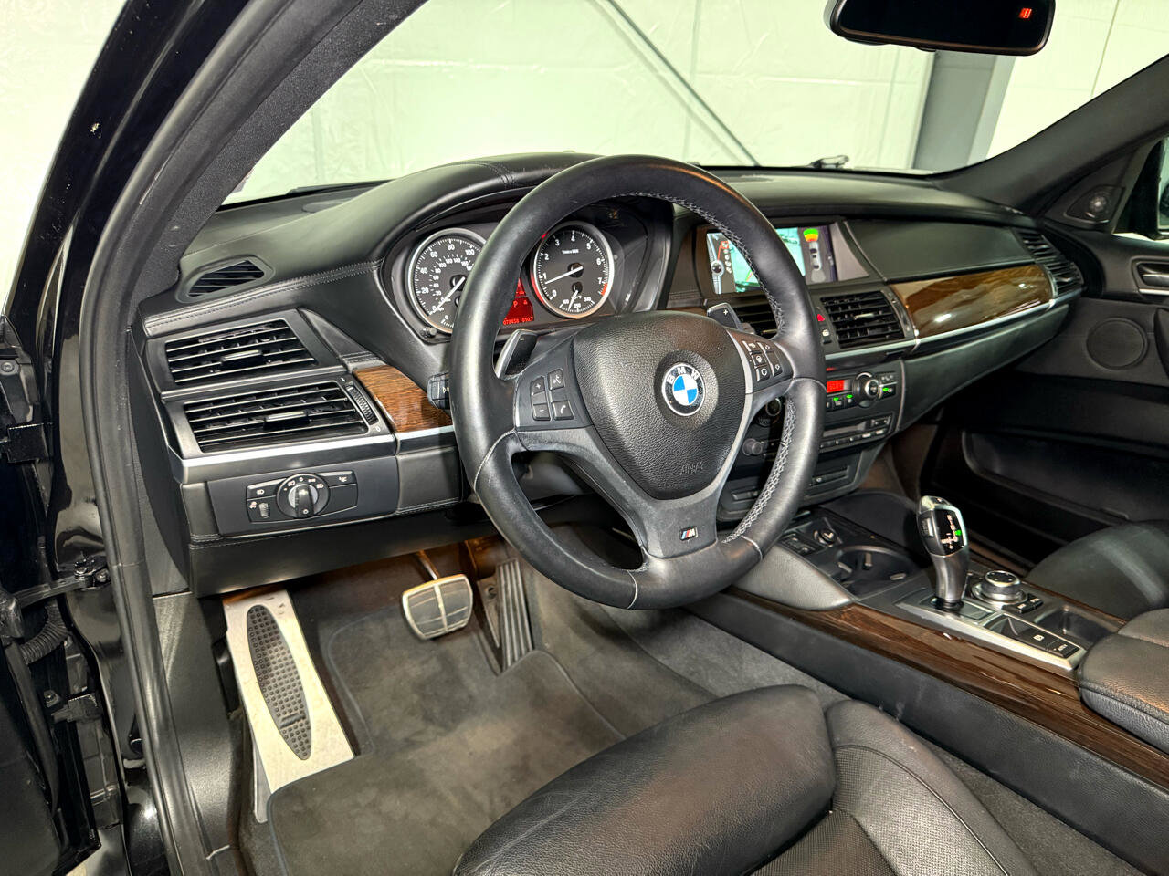 Used 2013 BMW X6 xDrive50i image 9