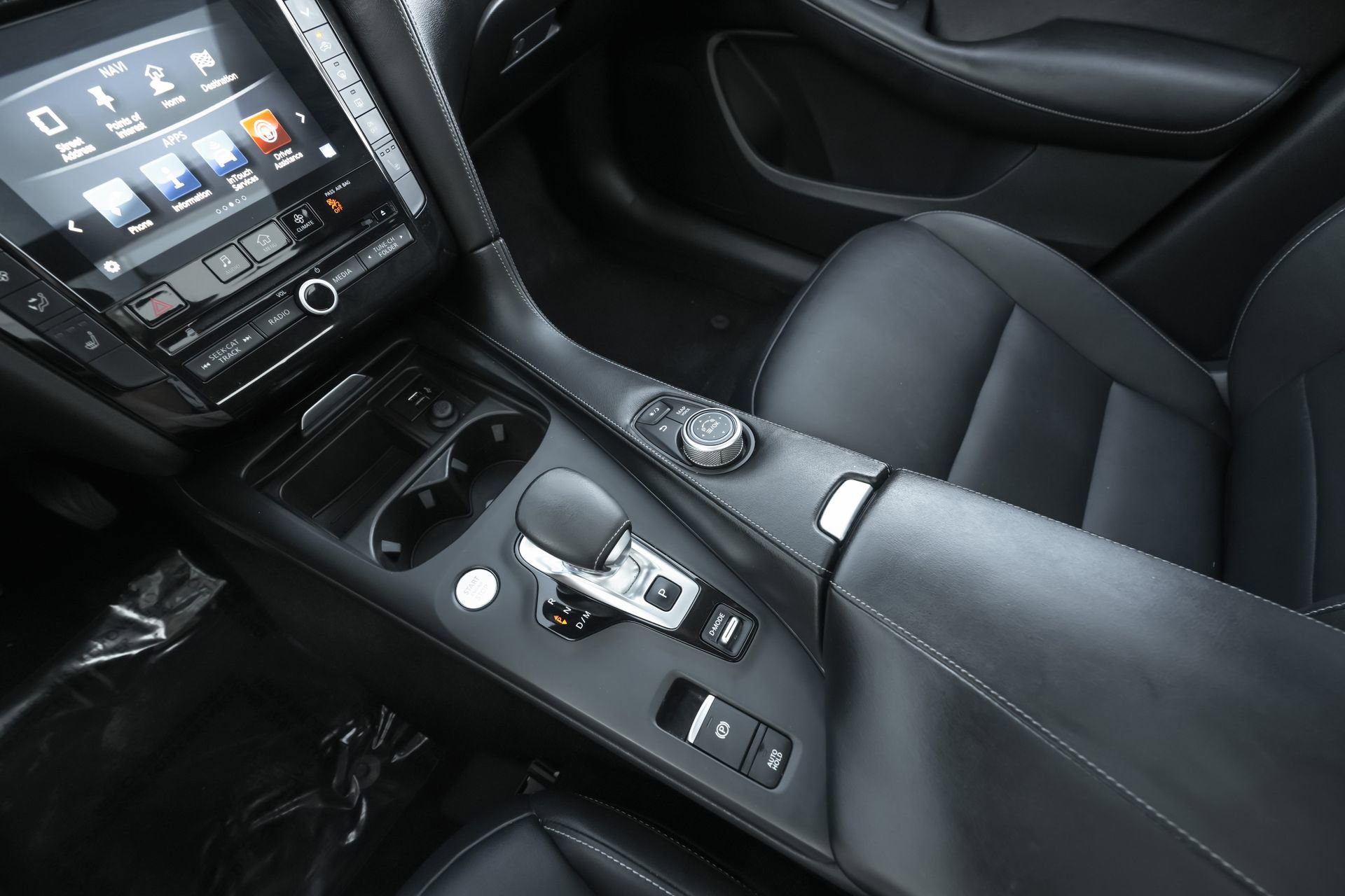 Used 2019 INFINITI QX50 Luxe w/ Navigation Package image 11