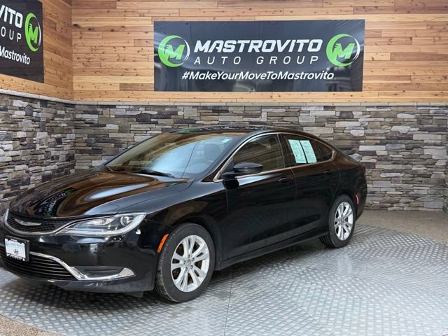 Used 2016 Chrysler 200 Limited w/ Anniversary Edition FWD image 5
