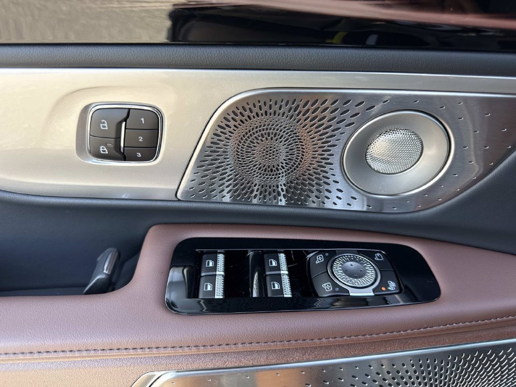 New 2026 Lincoln Nautilus Reserve AWD/4WD image 19
