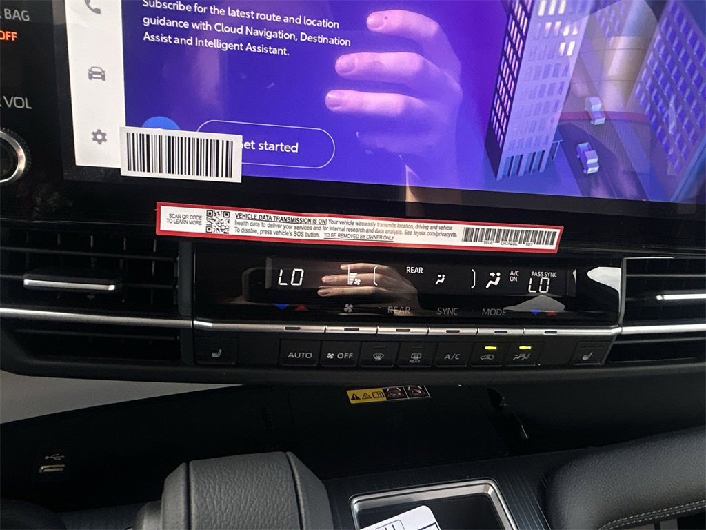 New 2025 Toyota Sienna XLE w/ XLE Plus Package image 18