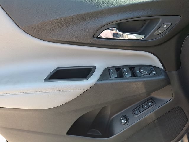 Used 2020 Chevrolet Equinox Premier AWD/4WD image 12