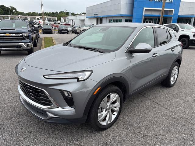 Used 2025 Buick Encore GX Preferred FWD image 2