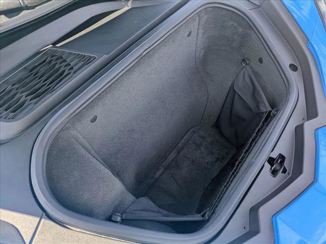 Used 2023 Chevrolet Corvette Stingray Preferred Cpe w/ Engine Appearance Package image 18