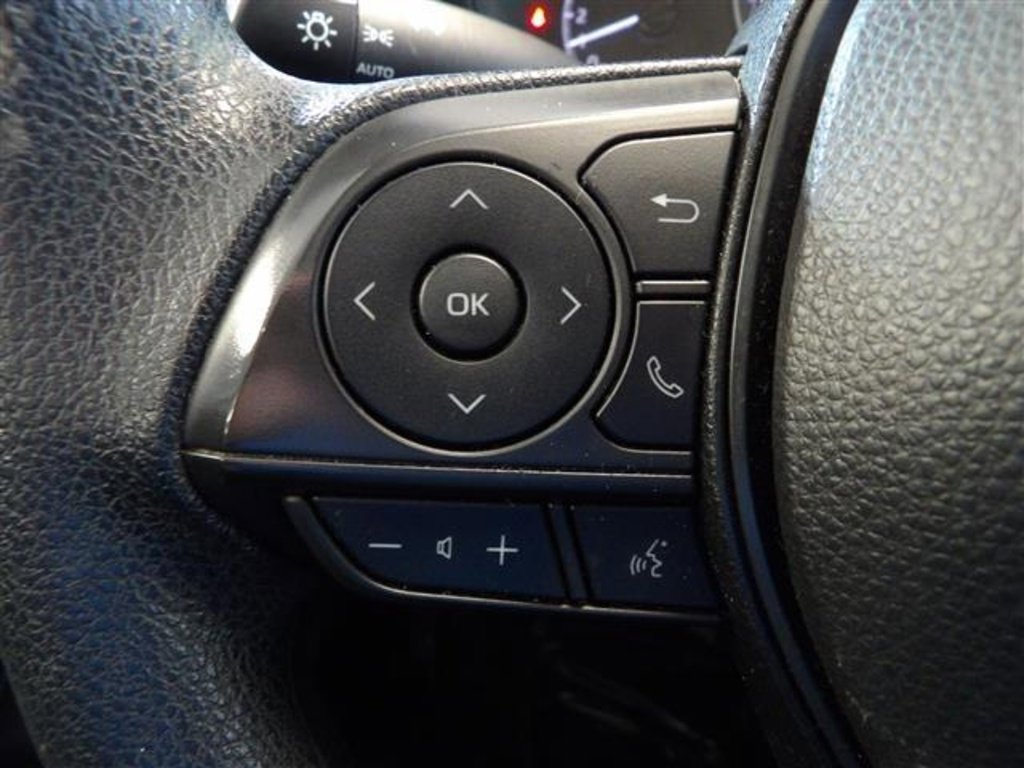 Used 2022 Toyota Corolla LE image 28