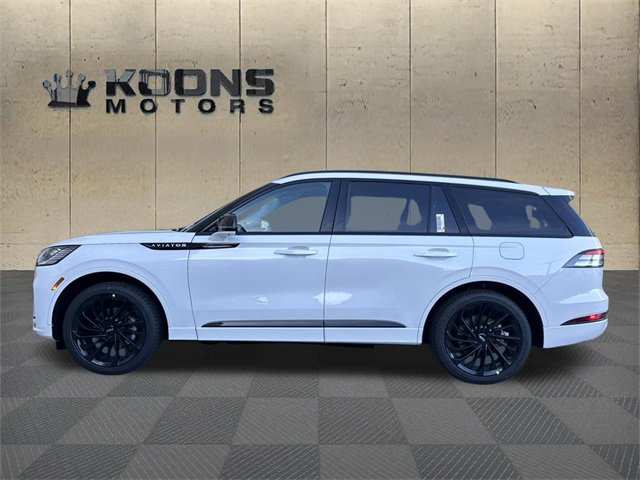 New 2026 Lincoln Aviator Reserve w/ Jet Appearance Package image 2