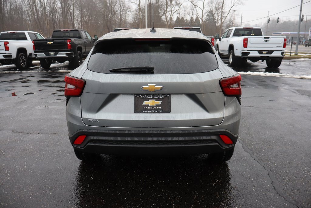 New 2026 Chevrolet Trax LS w/ LS Convenience Package image 21