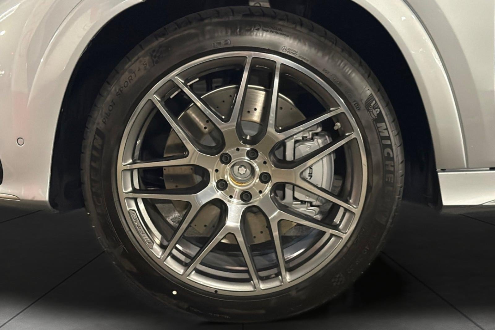 New 2026 Mercedes-Benz GLE 53 AMG 4MATIC Coupe image 24