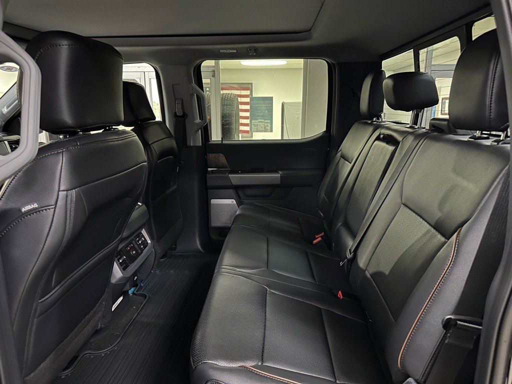 New 2026 Ford F250 Lariat image 30