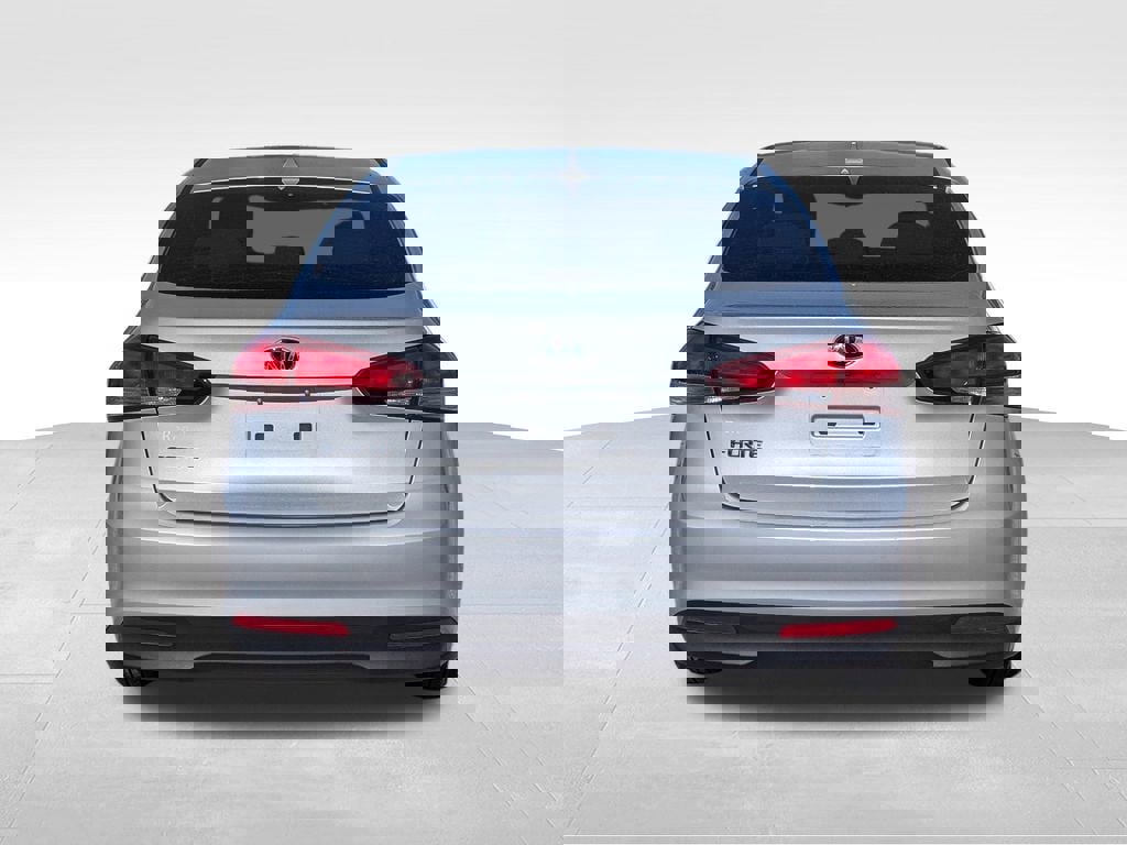 Used 2018 Kia Forte LX w/ LX Rear Camera Package image 4