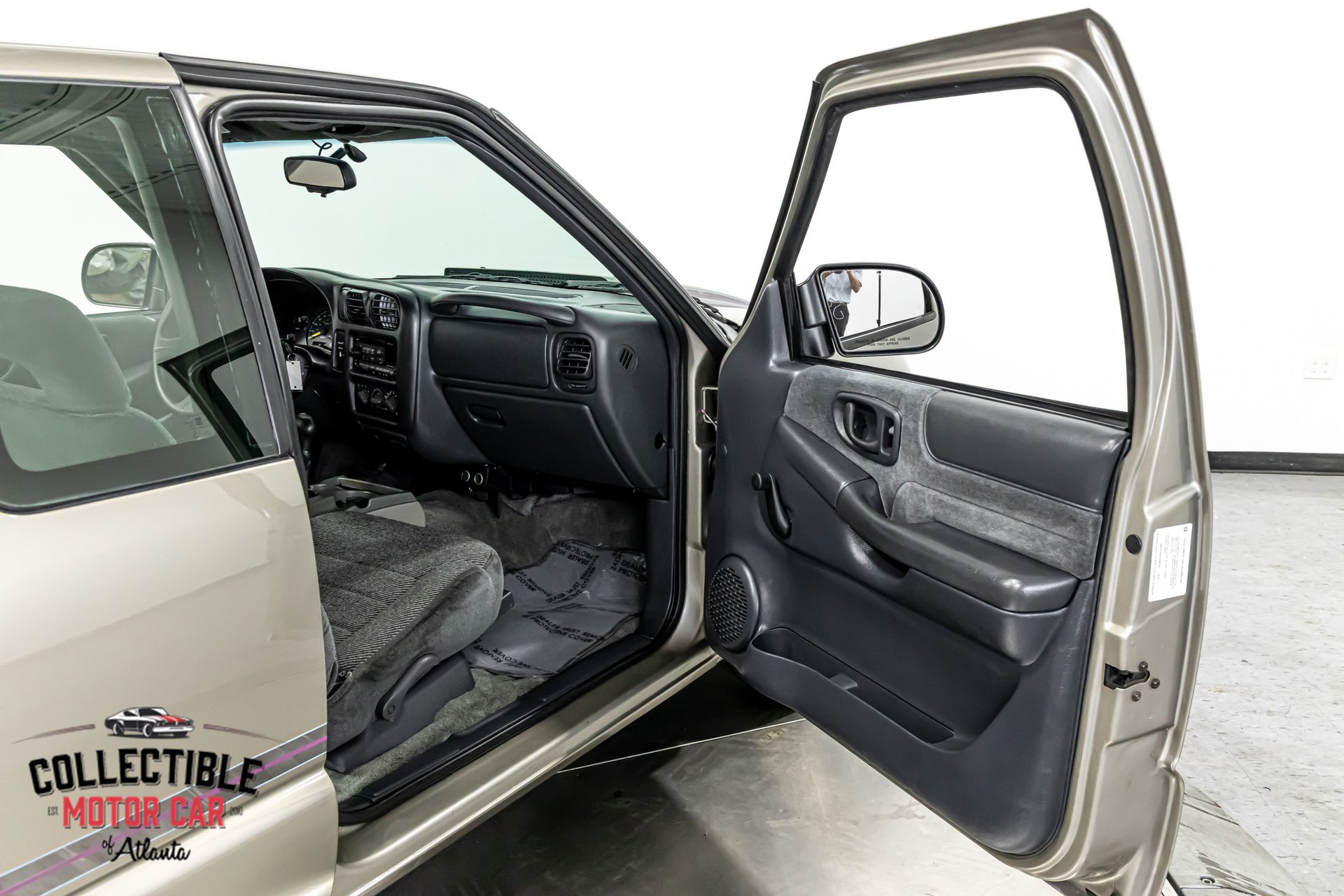 Used 2000 Chevrolet S10 Pickup LS w/ Preferred Equipment Group RWD image 97