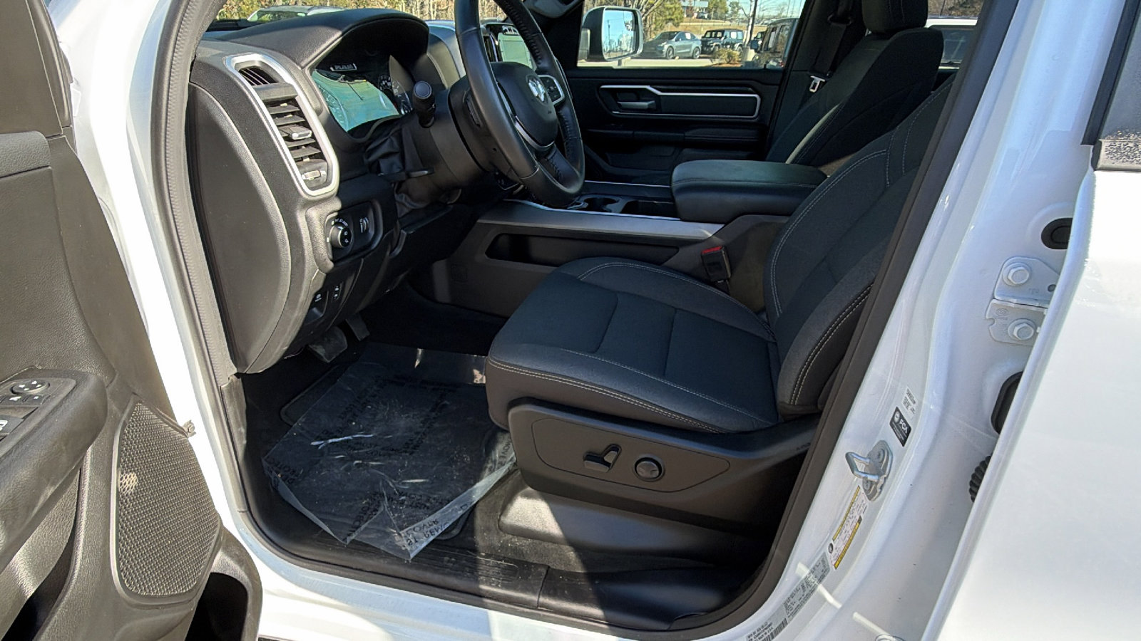 Used 2023 RAM 1500 Big Horn image 16