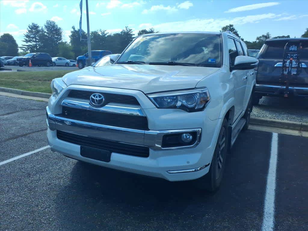 Used 2016 Toyota 4Runner Limited AWD/4WD image 3