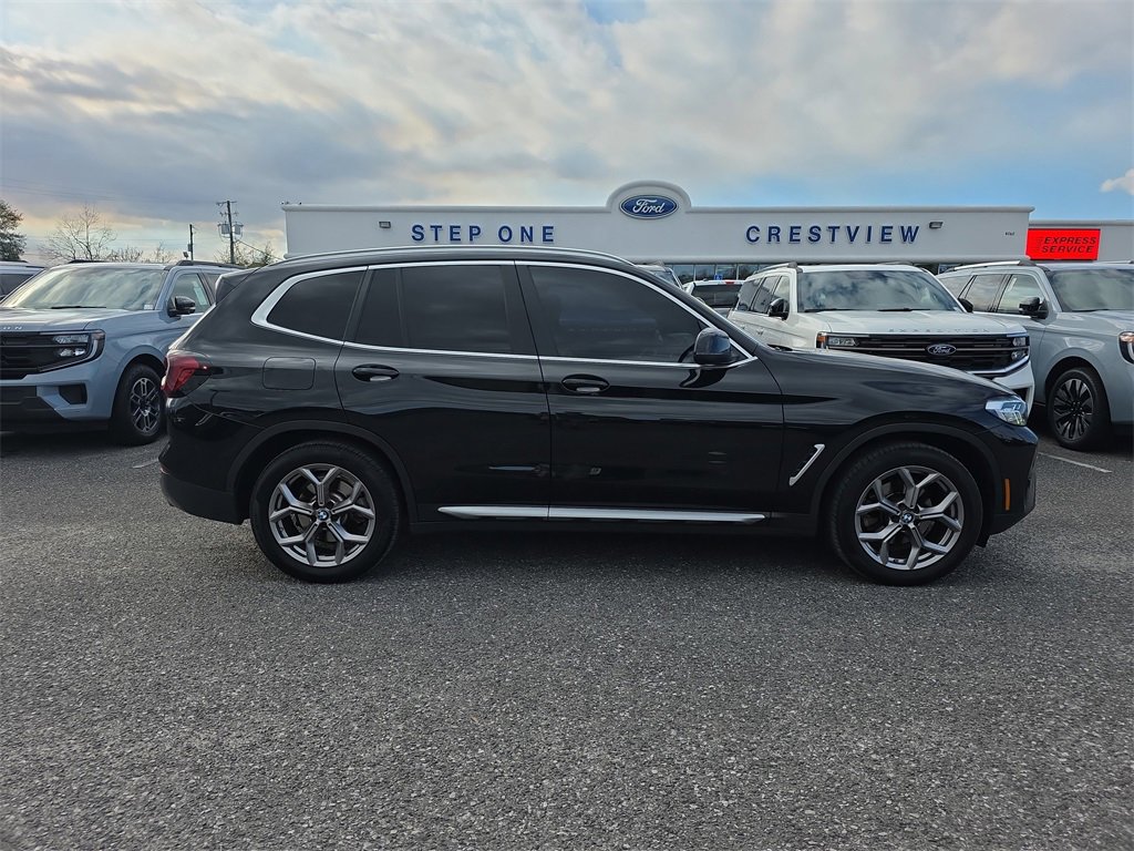 Used 2022 BMW X3 xDrive30i w/ Premium Package 2 image 4