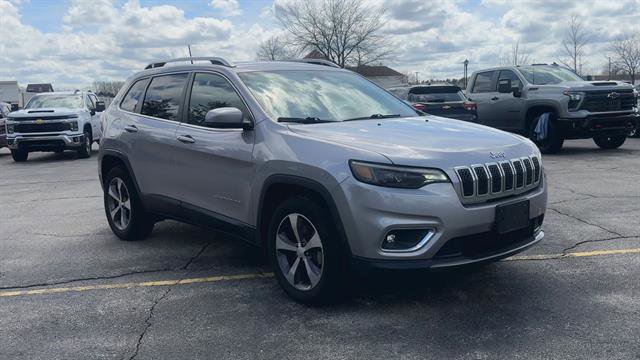 Used 2019 Jeep Cherokee Limited AWD/4WD image 2