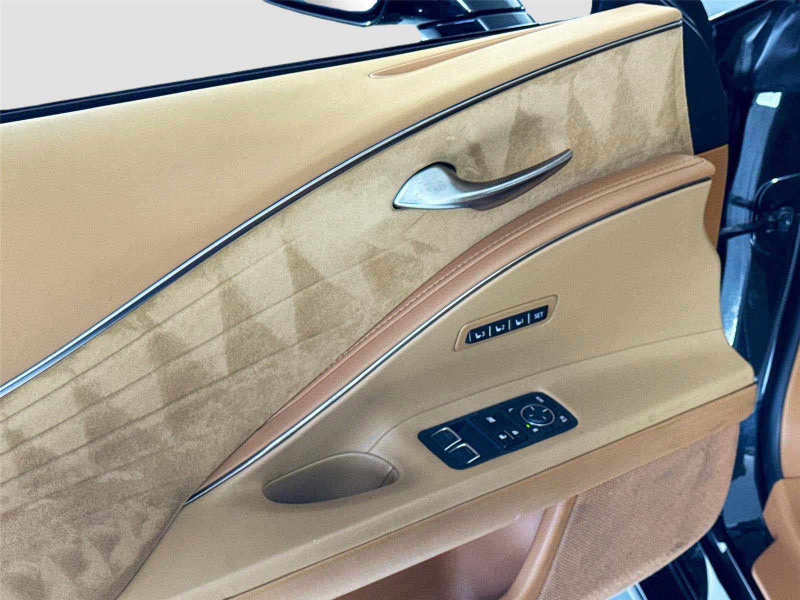 Used 2018 Lexus LC 500 Coupe image 13