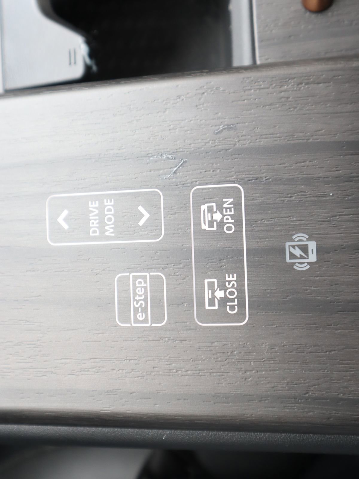 Used 2024 Nissan Ariya AWD image 49