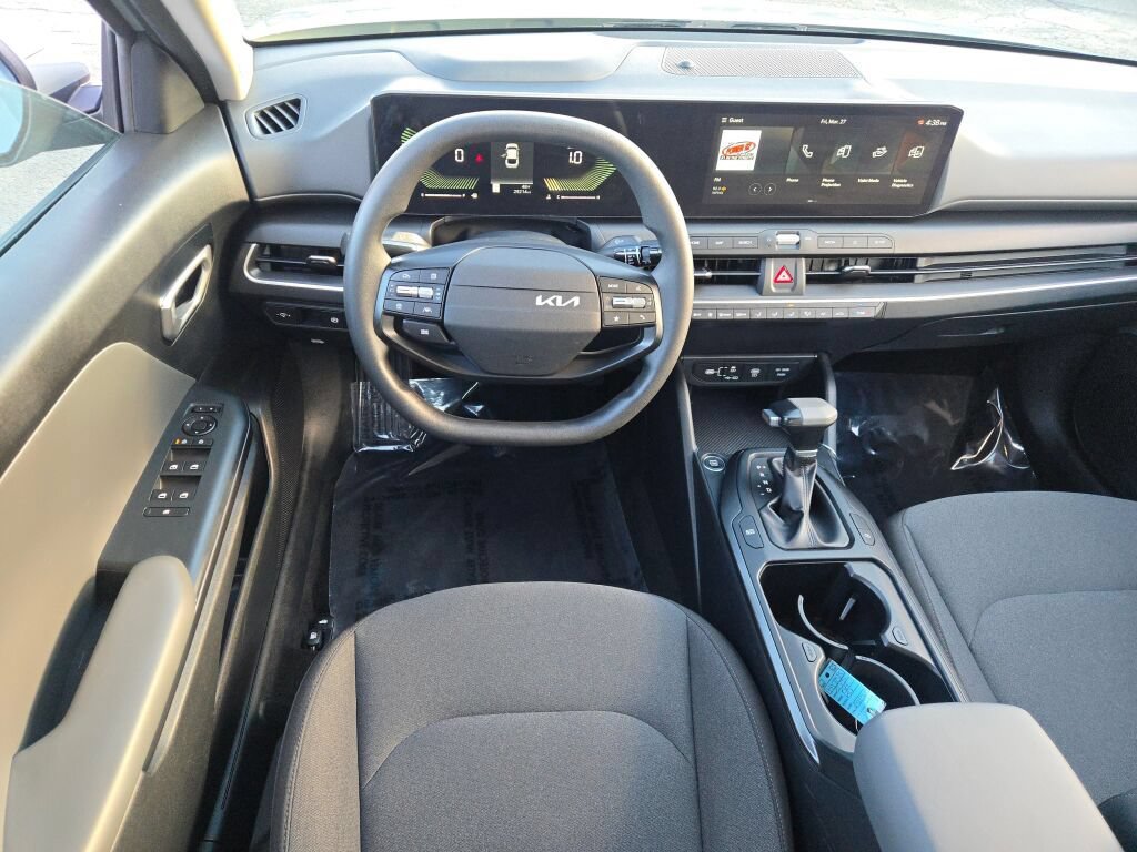Used 2025 Kia K4 FWD image 21