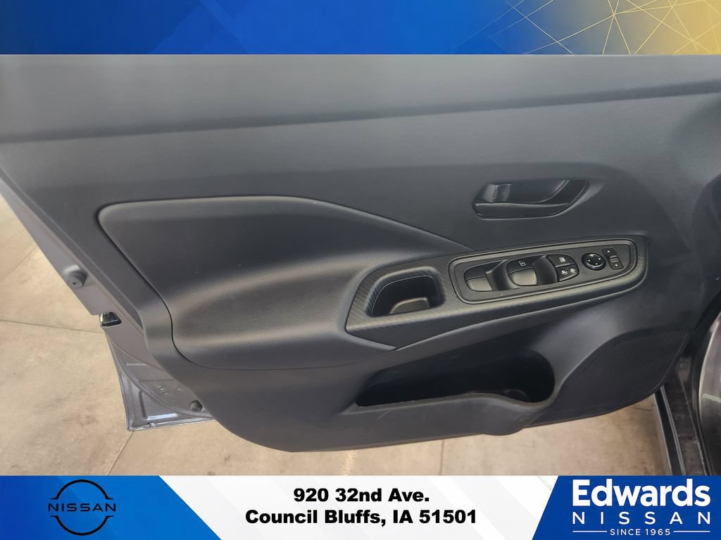 New 2025 Nissan Versa S w/ Trunk Package FWD image 18