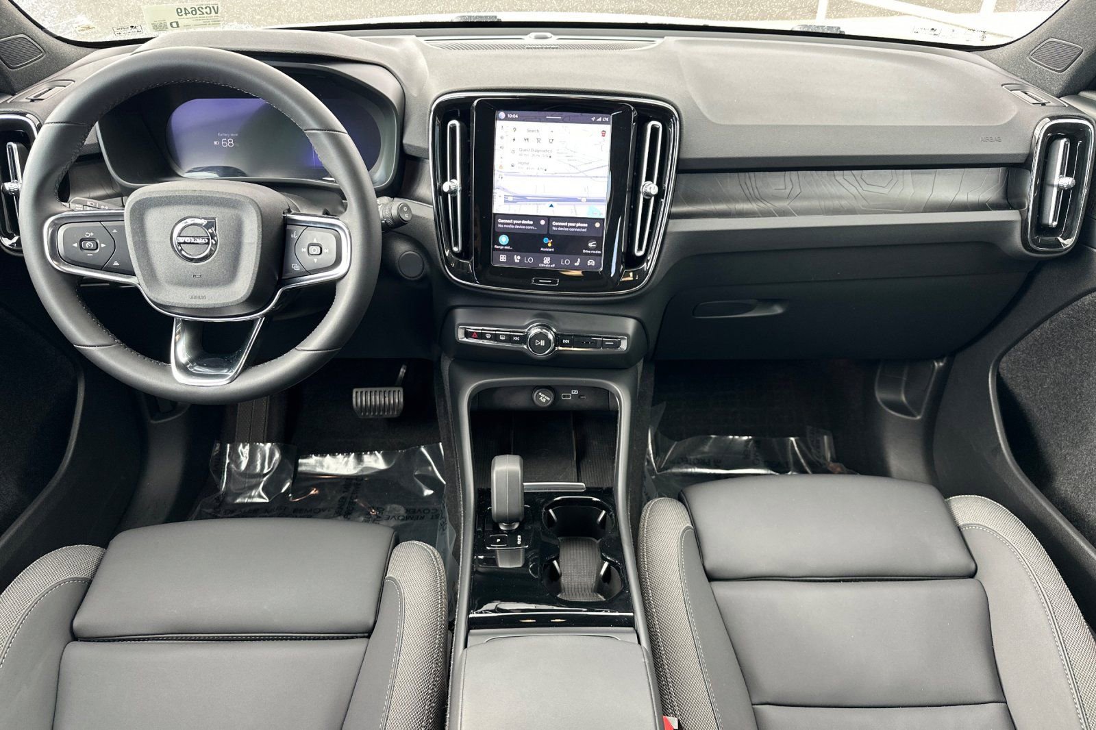 Used 2023 Volvo XC40 Recharge Ultimate w/ Protection Package Premier image 3