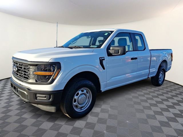 Used 2024 Ford F150 XL image 3