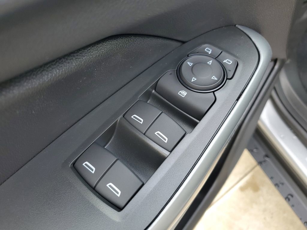 New 2026 Chevrolet Trax RS w/ Sunroof Package image 20