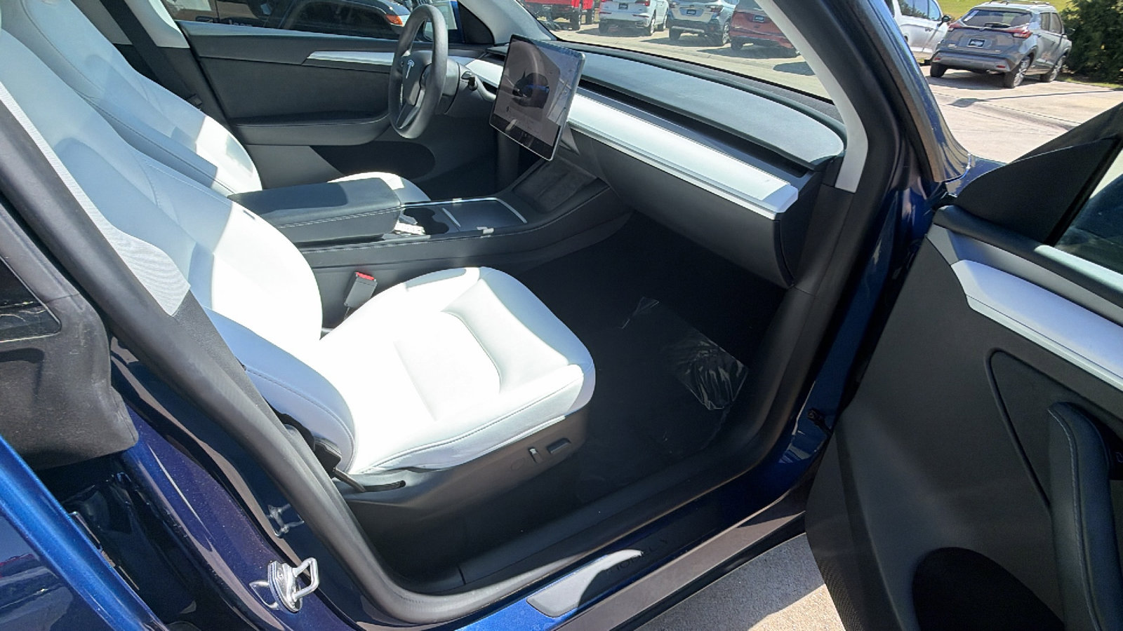 Used 2023 Tesla Model Y Long Range image 20