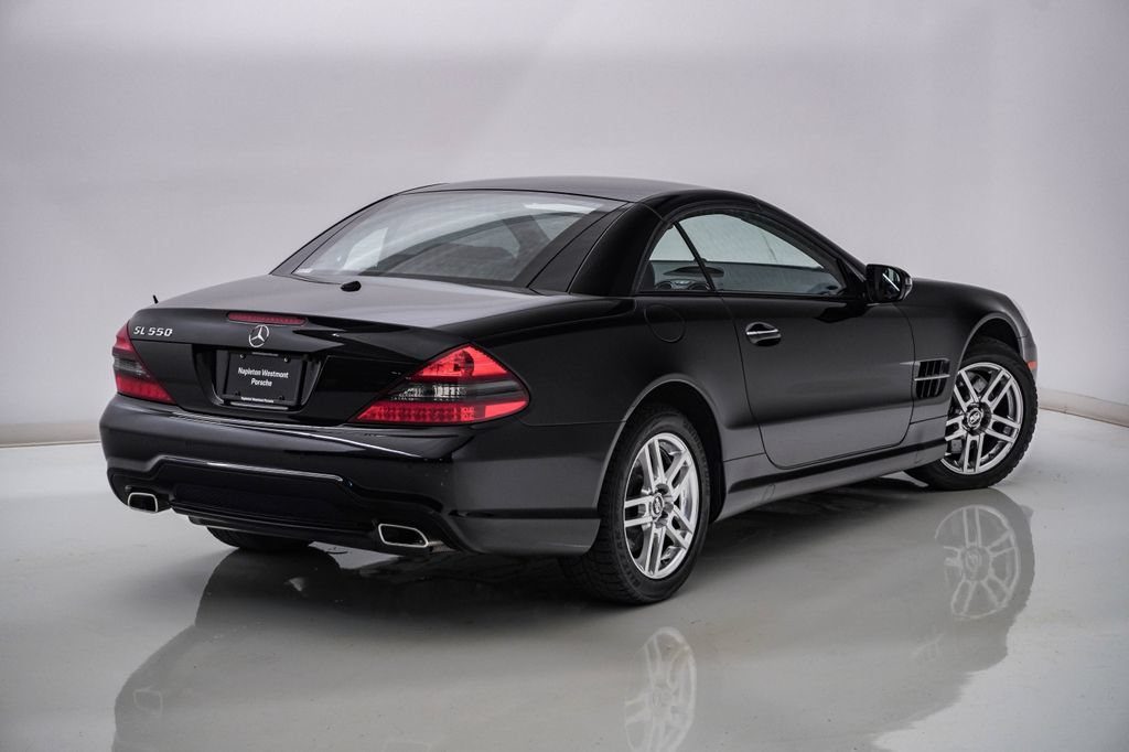 Used 2009 Mercedes-Benz SL 550 image 8