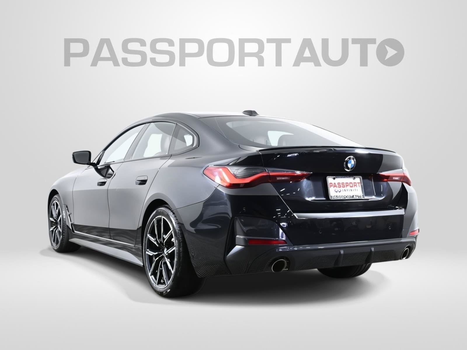 Used 2022 BMW 430i w/ M Sport Package RWD image 4