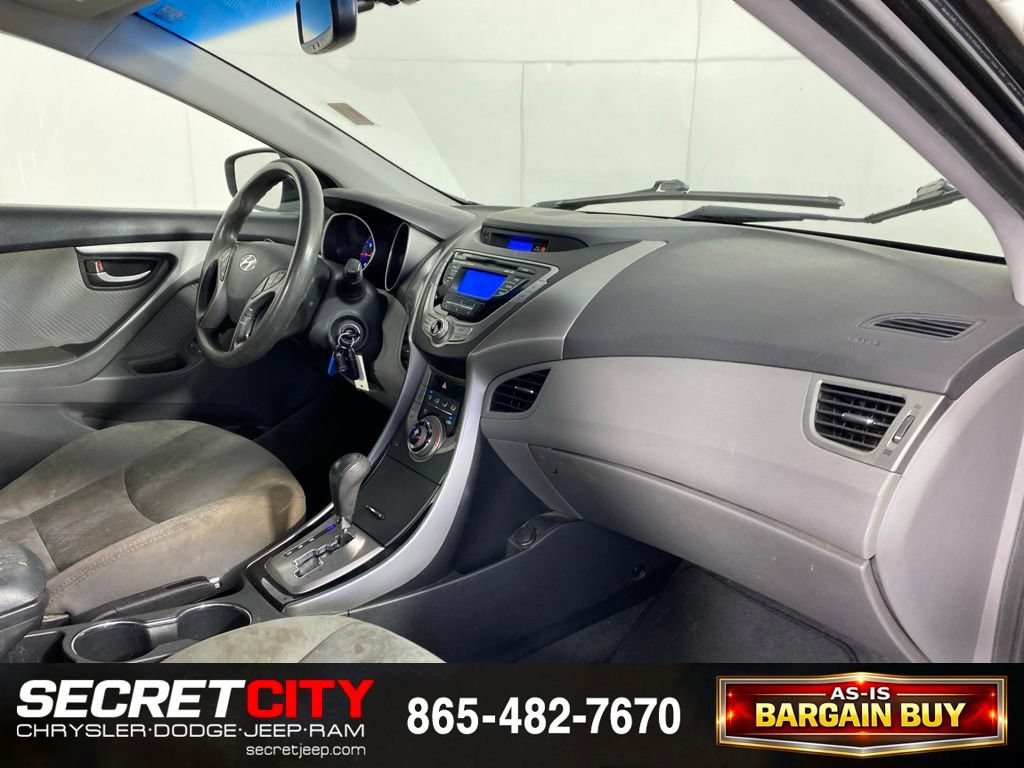 Used 2013 Hyundai Elantra GLS w/ Preferred Pkg FWD image 30