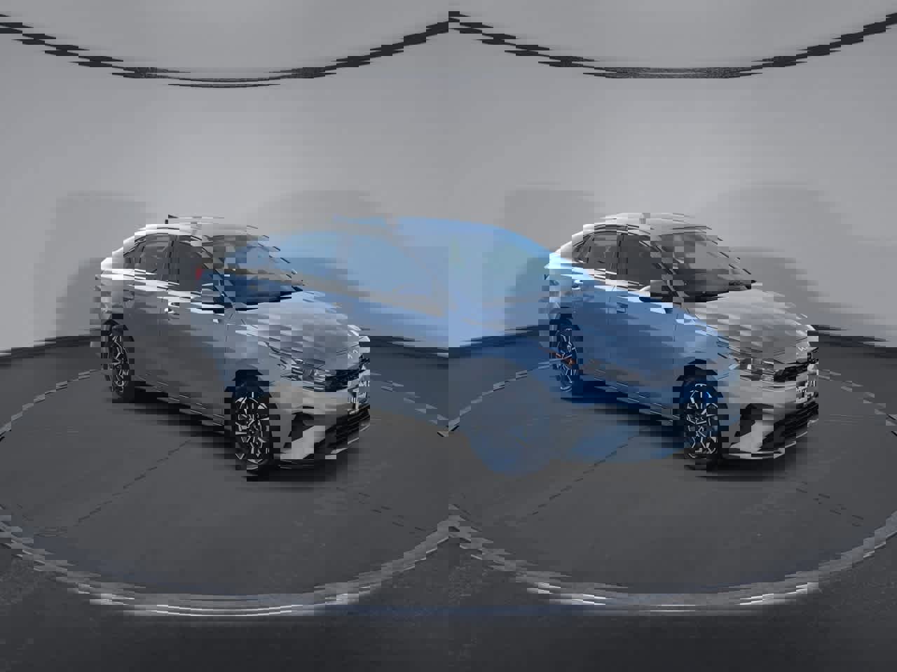 Used 2024 Kia Forte LXS image 2