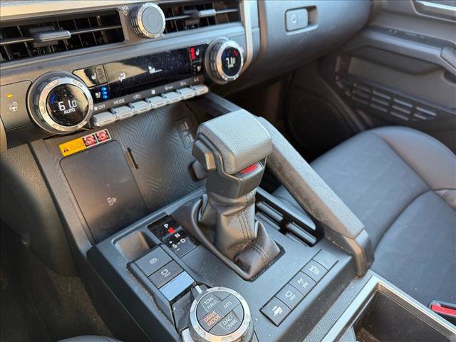 Used 2024 Toyota Tacoma TRD Off-Road w/ TRD Off Road Premium Package AWD/4WD image 12