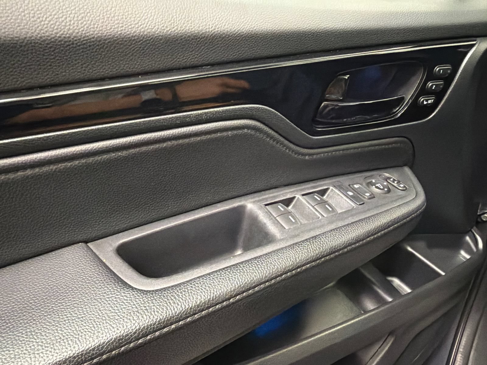 Used 2023 Honda Odyssey Touring image 34
