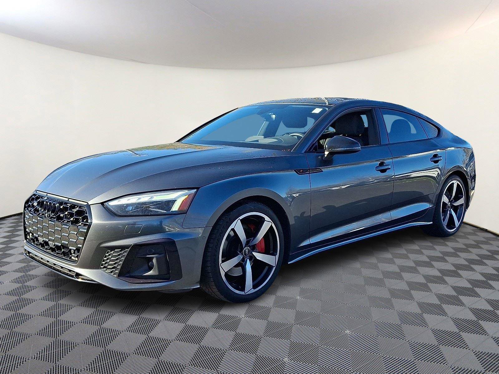 Used 2023 Audi A5 2.0T Prestige image 3