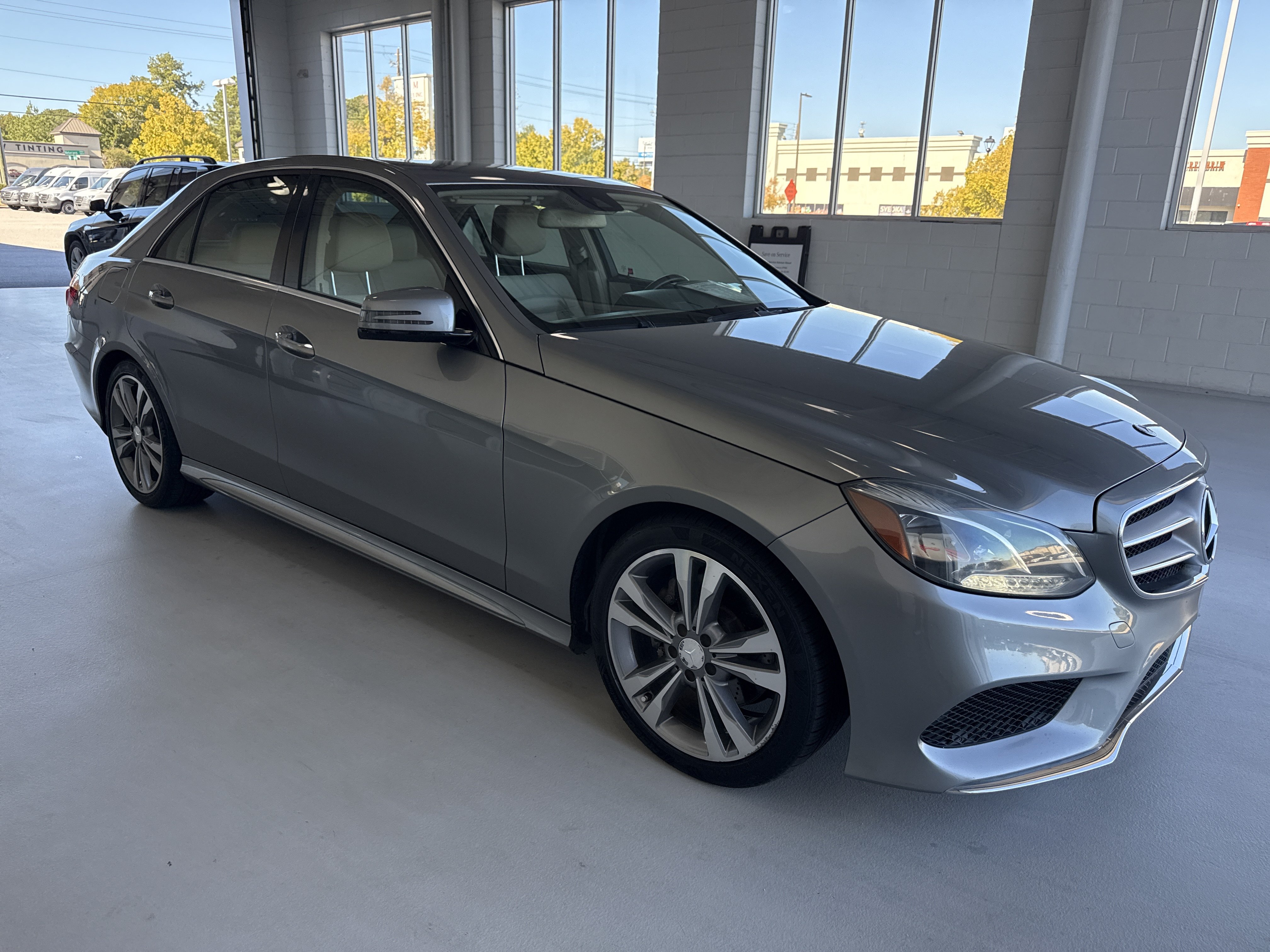 Used 2014 Mercedes-Benz E 350 Sedan image 13