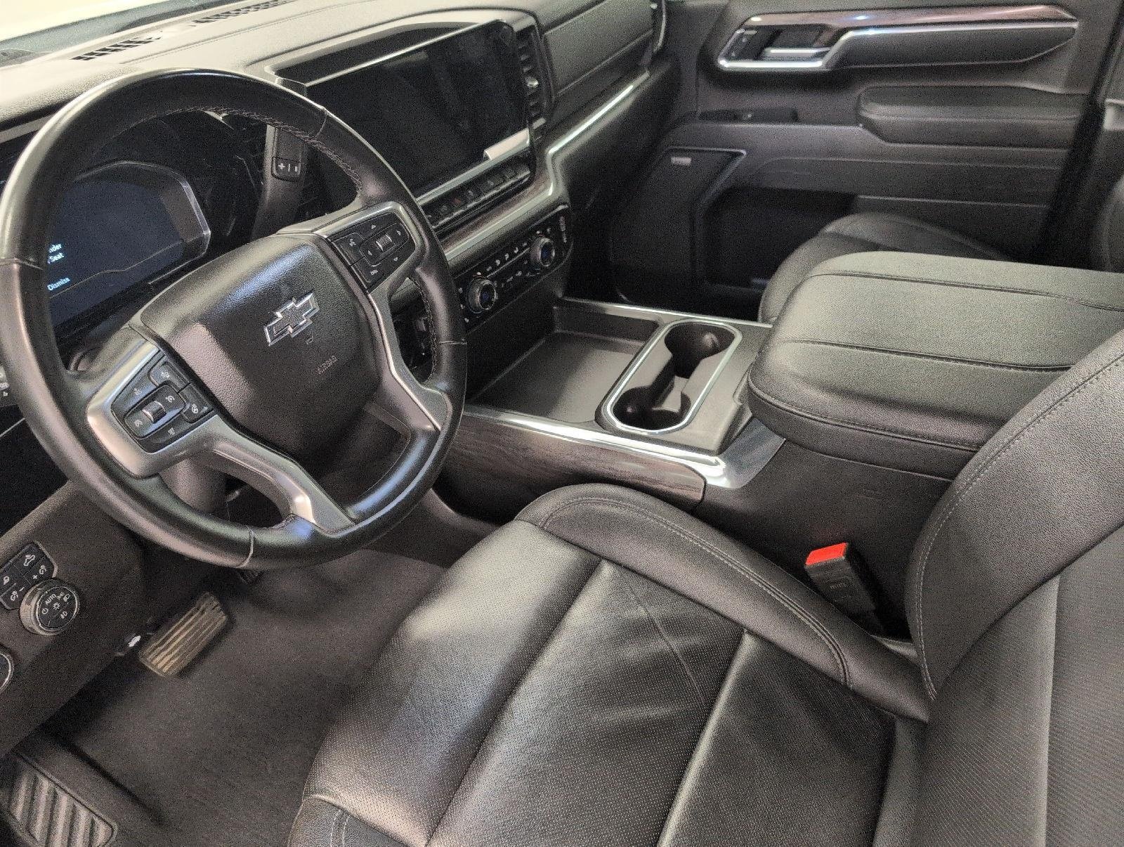 Certified 2025 Chevrolet Silverado 2500 LTZ w/ LTZ Plus Package AWD/4WD image 9
