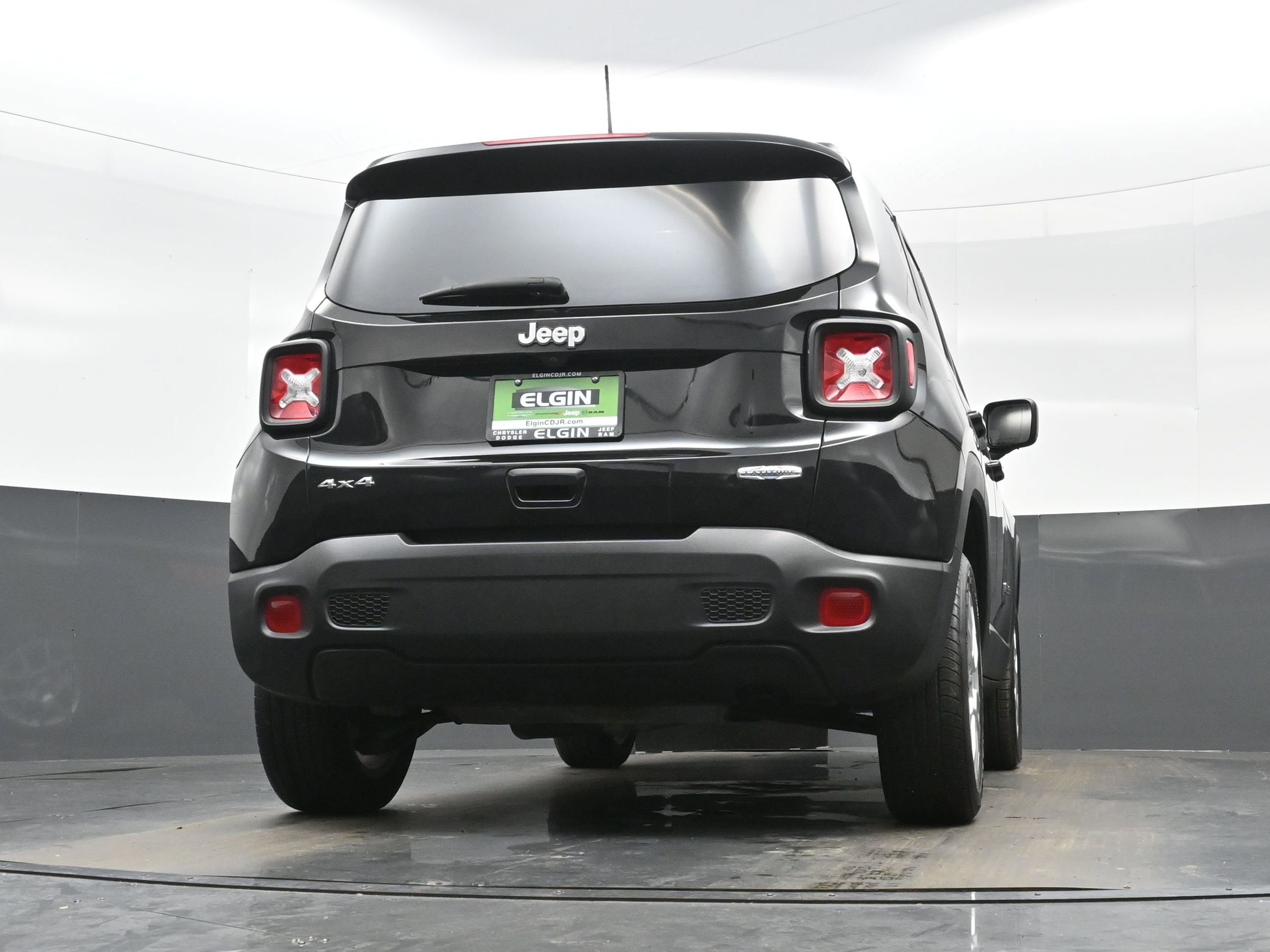 Used 2022 Jeep Renegade Latitude AWD/4WD image 26