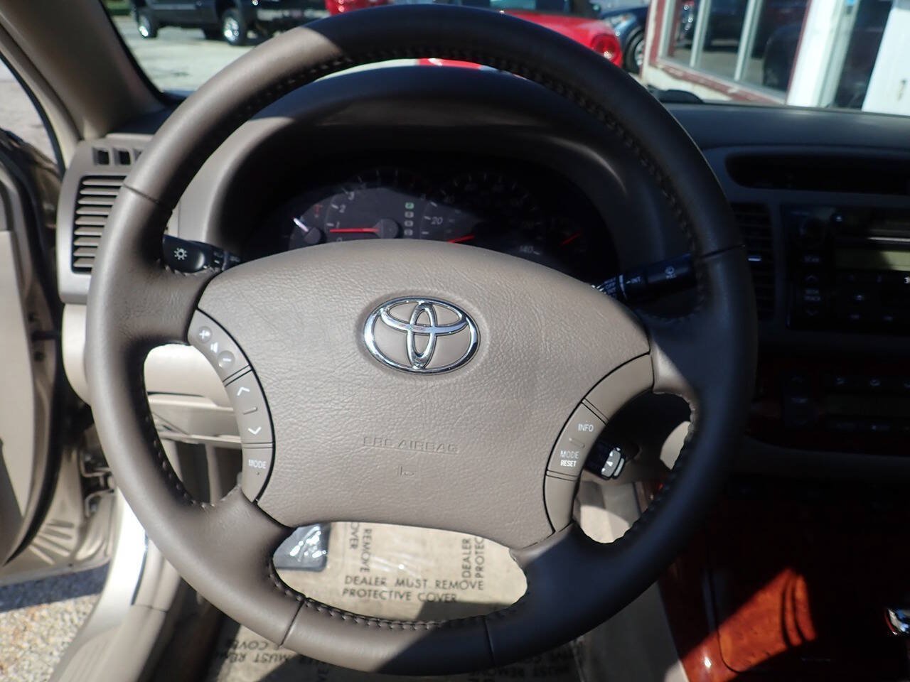 Used 2006 Toyota Camry XLE w/ VSC & Side Airbag Pkg FWD image 6