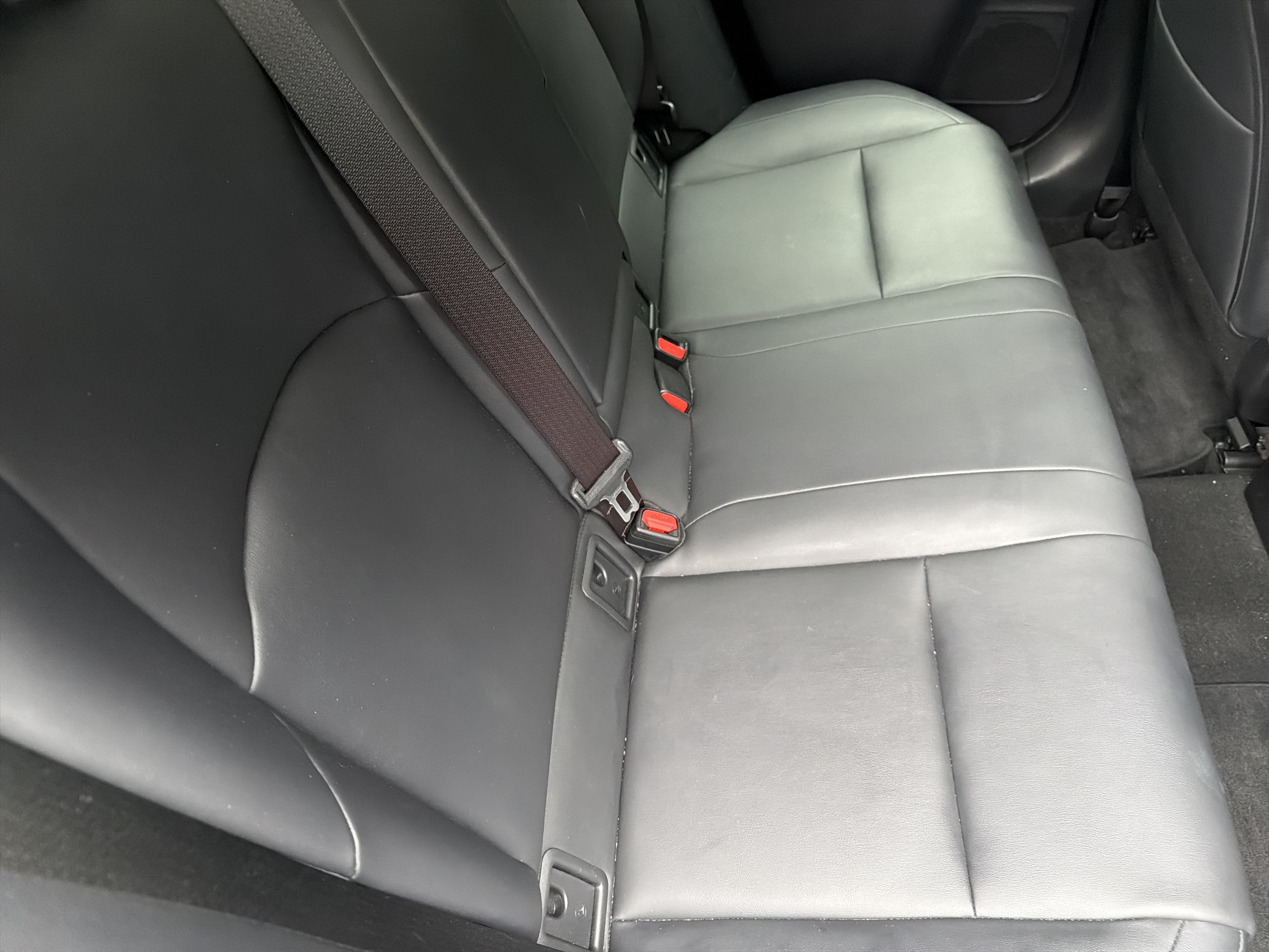 Used 2019 Lexus UX 200 F Sport w/ F Sport Premium Package FWD image 40