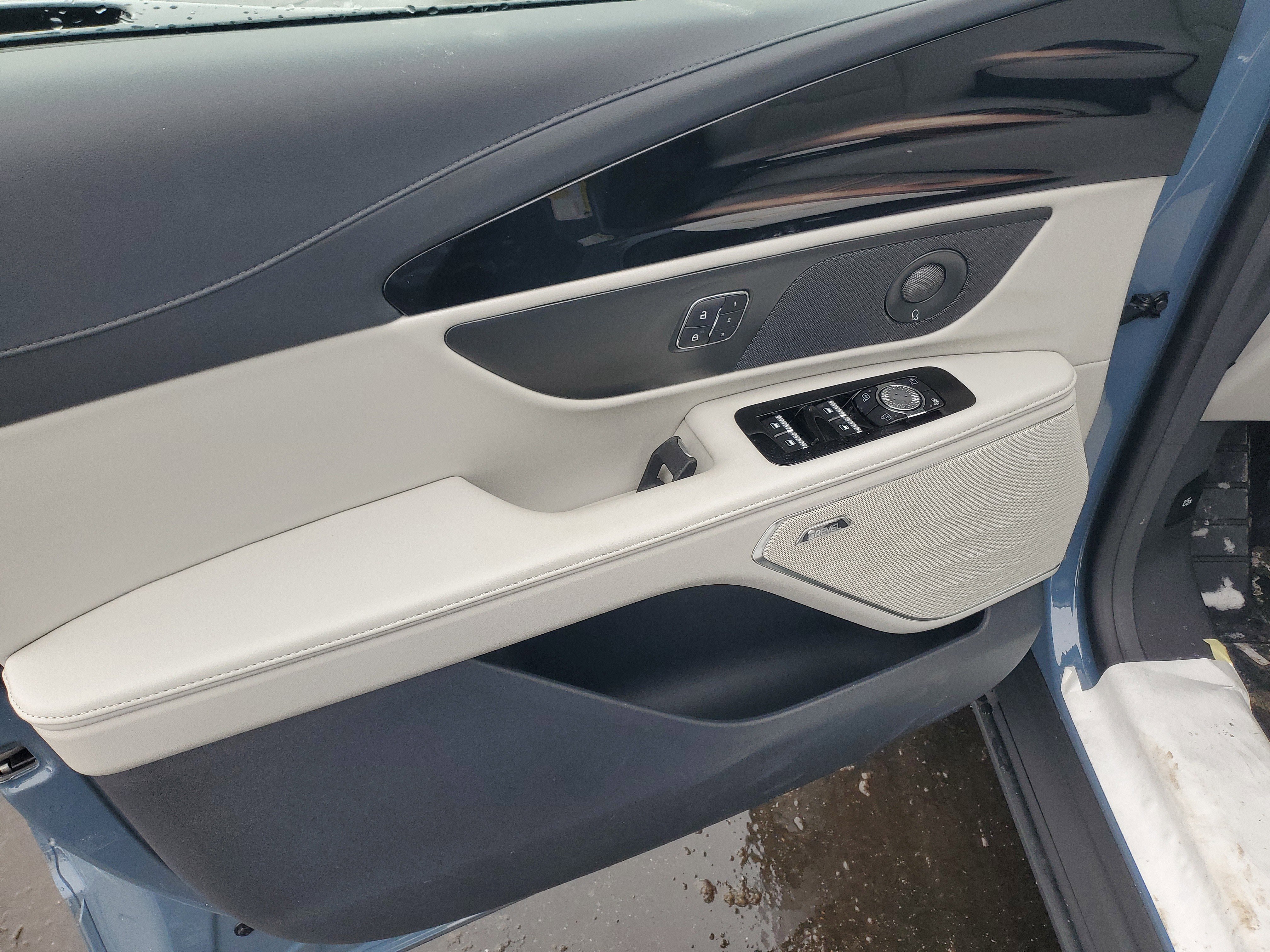 New 2026 Lincoln Nautilus Premier w/ Equipment Group 102A image 8