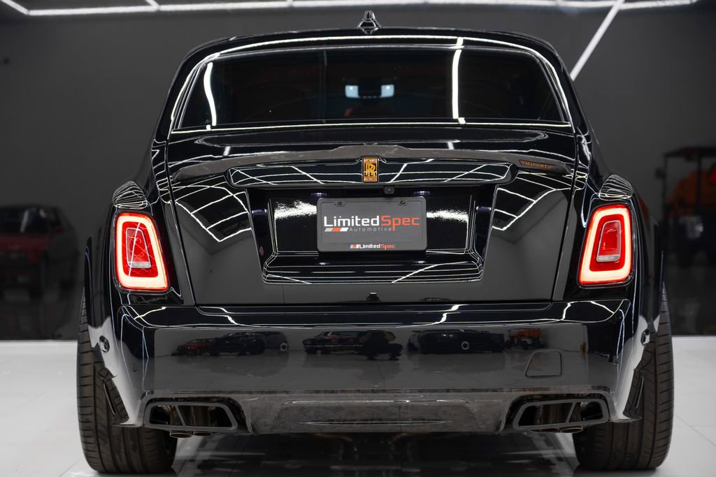 Used 2025 Rolls-Royce Phantom Sedan RWD image 17