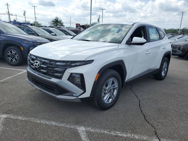 New 2026 Hyundai Tucson SE AWD/4WD image 2