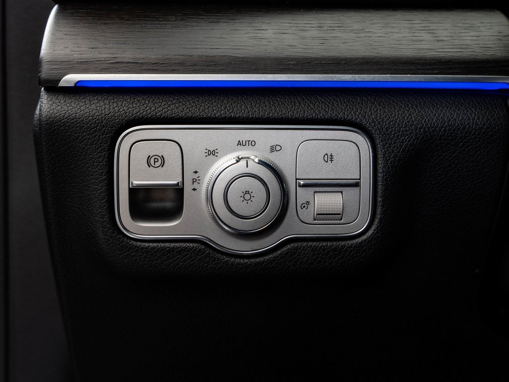 Used 2020 Mercedes-Benz GLS 450 4MATIC image 47