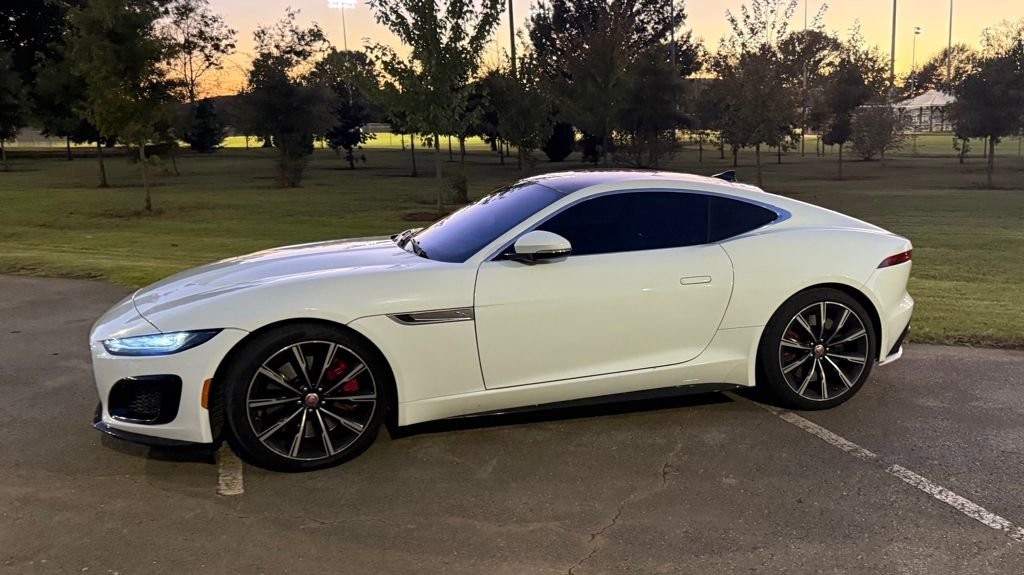 Used 2021 Jaguar F-TYPE R image 5