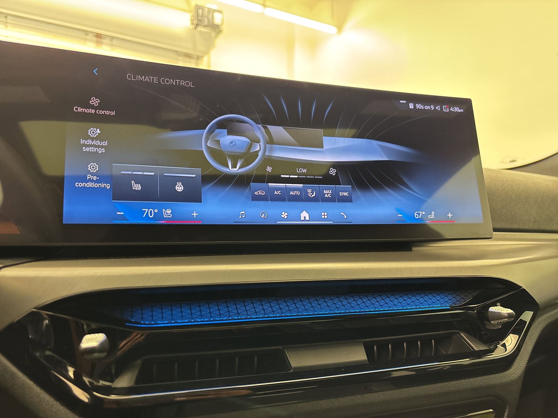 Used 2026 BMW 430i Coupe w/ M Sport Package RWD image 26