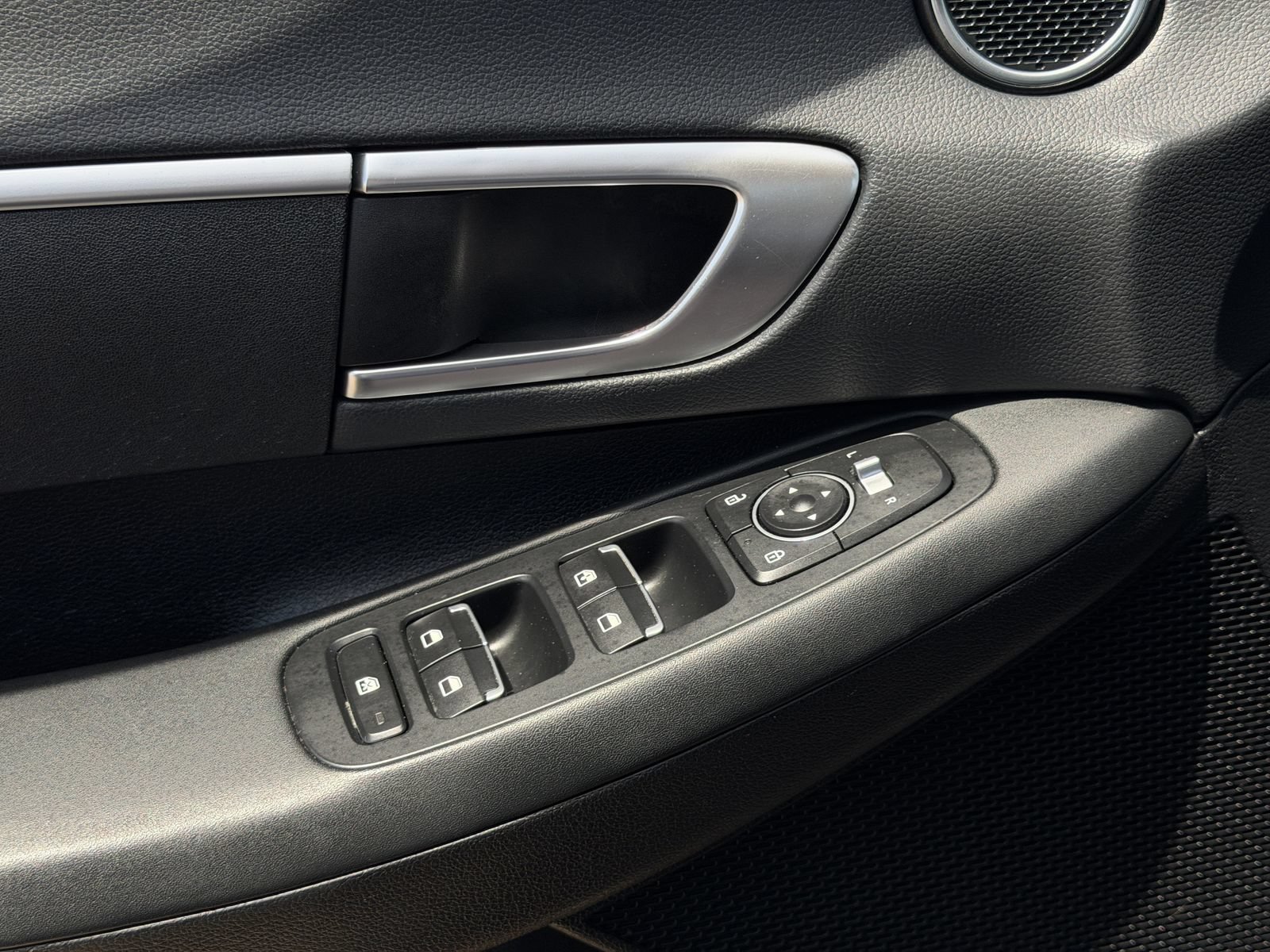 Used 2022 Hyundai Sonata SE FWD image 23
