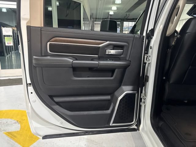 Used 2024 RAM 2500 Laramie w/ Safety Group AWD/4WD image 33